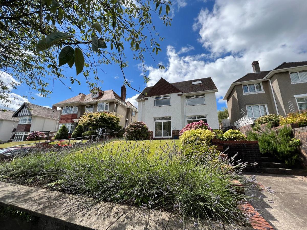 Gower Getaway - Parking & Ensuite Swansea Bagian luar foto
