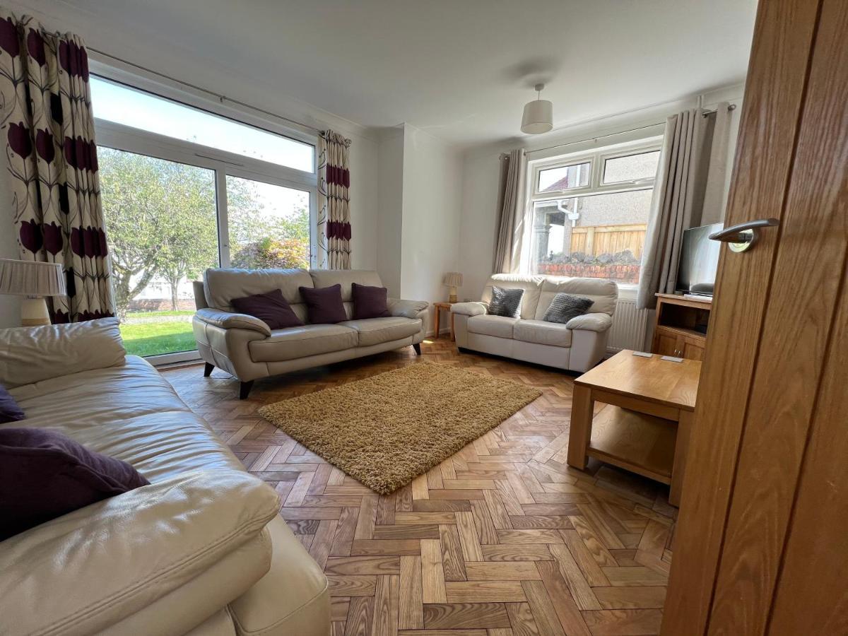Gower Getaway - Parking & Ensuite Swansea Bagian luar foto