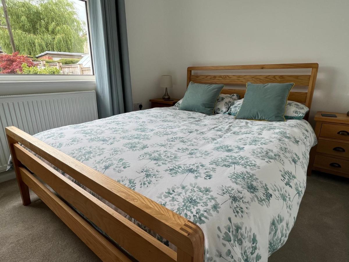 Gower Getaway - Parking & Ensuite Swansea Bagian luar foto